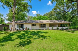 108 Mockingbird Street, Mt Pleasant, TX 75455