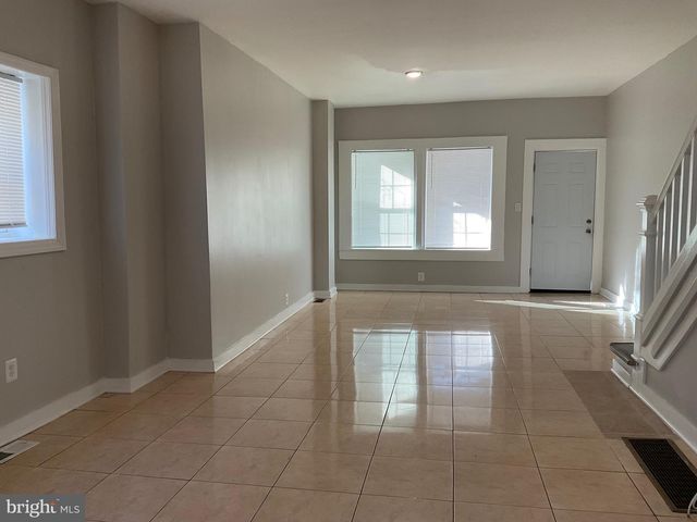 1460 S 9TH ST, Camden, NJ 08104