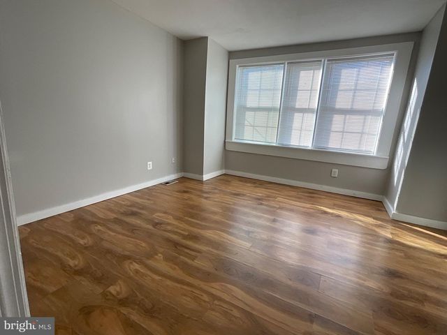 1460 S 9TH ST, Camden, NJ 08104