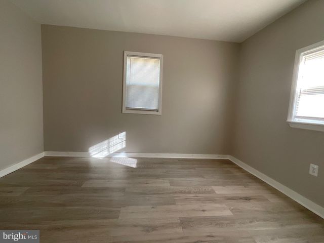 1460 S 9TH ST, Camden, NJ 08104