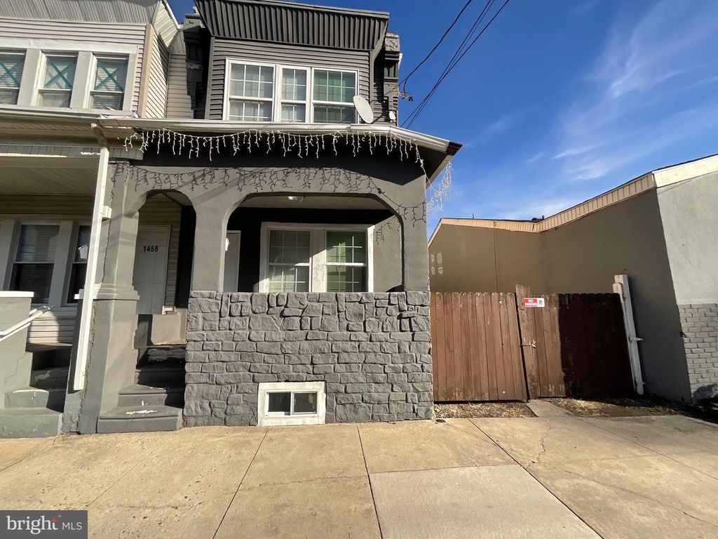 1460 S 9TH ST, Camden, NJ 08104