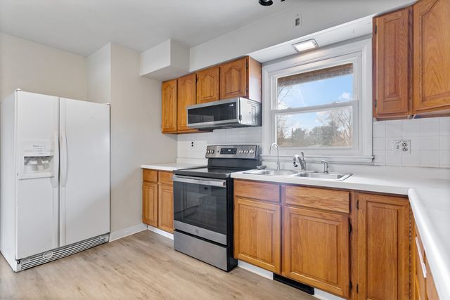 7551 Terrier Lane, Rockford, IL 61108