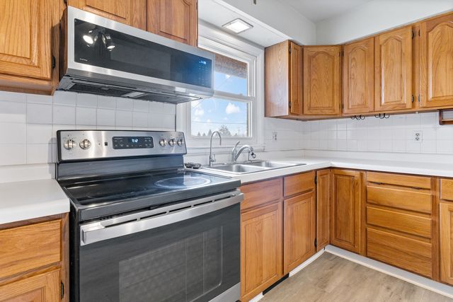 7551 Terrier Lane, Rockford, IL 61108