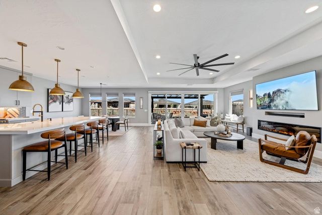 2736 WHIRLAWAY TRL, Santa Clara, UT 84765