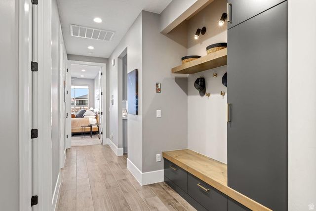 2736 WHIRLAWAY TRL, Santa Clara, UT 84765