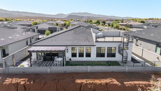 2736 WHIRLAWAY TRL, Santa Clara, UT 84765
