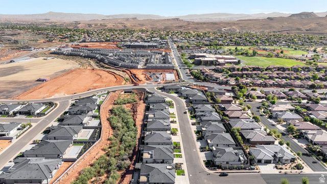 2736 WHIRLAWAY TRL, Santa Clara, UT 84765