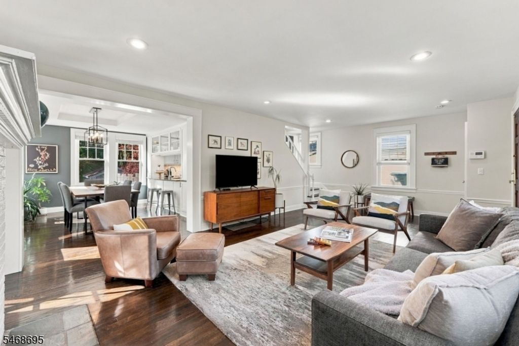 216 Village Rd, South Orange Village Twp., NJ 07079 — photo 3