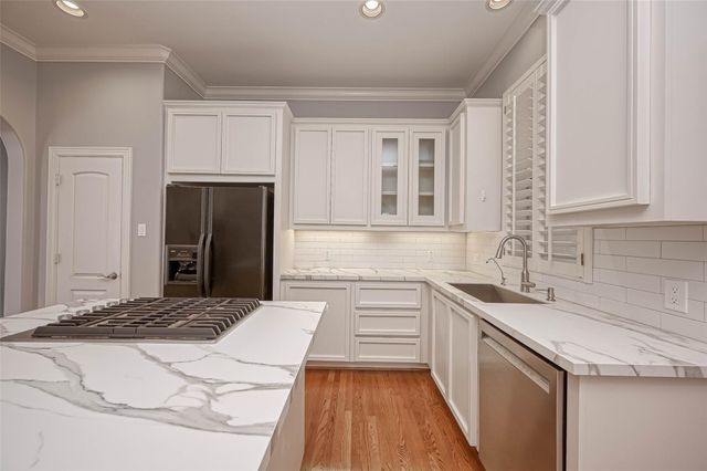 6413 Westcott Street, Houston, TX 77007