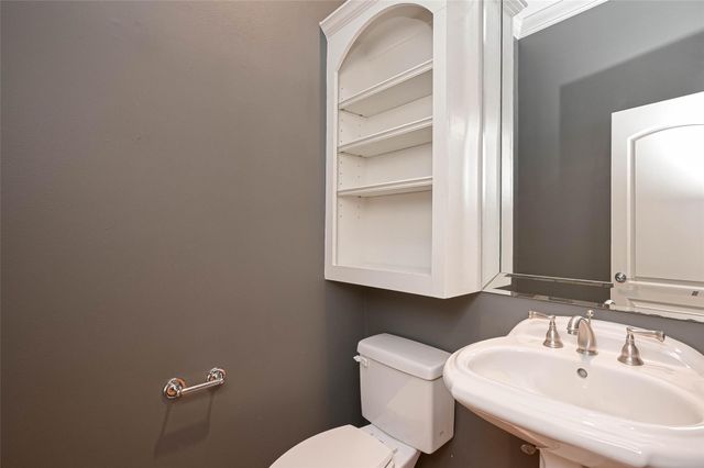 6413 Westcott Street, Houston, TX 77007