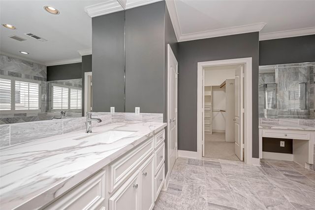 6413 Westcott Street, Houston, TX 77007