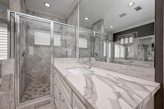 6413 Westcott Street, Houston, TX 77007