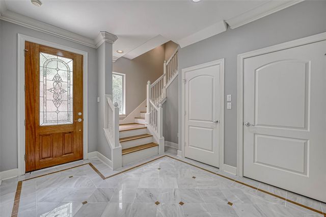 6413 Westcott Street, Houston, TX 77007