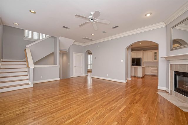 6413 Westcott Street, Houston, TX 77007