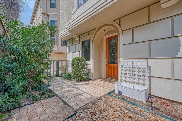 6413 Westcott Street, Houston, TX 77007