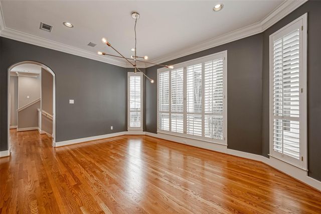 6413 Westcott Street, Houston, TX 77007