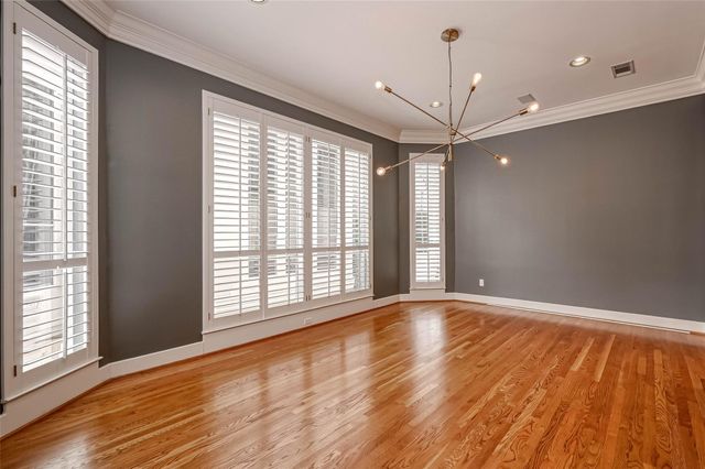 6413 Westcott Street, Houston, TX 77007
