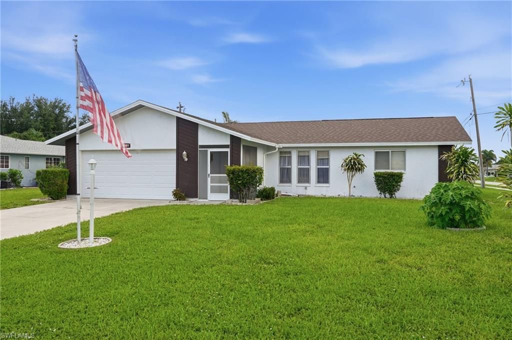 246 37th ST, CAPE CORAL, FL 33914 — exterior