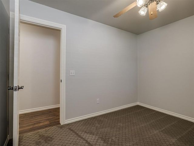 11625 Hackney Lane, Yukon, OK 73099