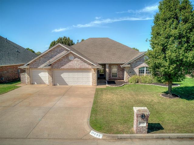 11625 Hackney Lane, Yukon, OK 73099