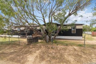 13598 Old Frio City Rd, Lytle, TX 78052