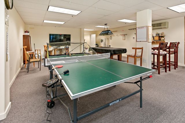 939 Mountain Meadows Circle, Ashland, OR 97520