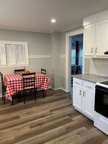 10 Crump St, Hudson, MA 01749
