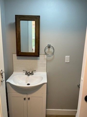 10 Crump St, Hudson, MA 01749