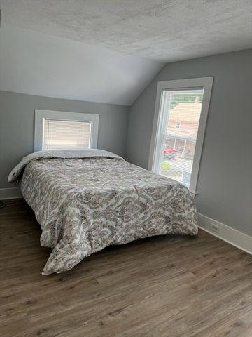 10 Crump St, Hudson, MA 01749