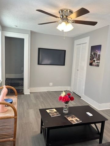 10 Crump St, Hudson, MA 01749