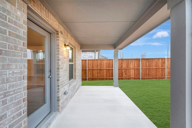 118 Hudson Lane, Justin, TX 76247