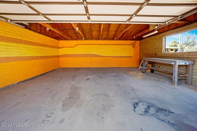 7717 N Jensen Drive, Tucson, AZ 85714