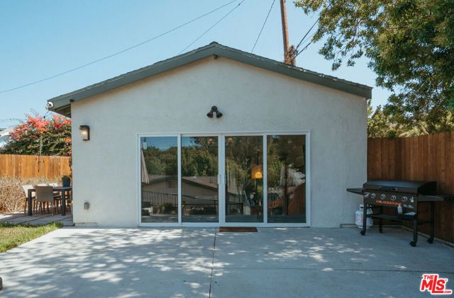 1316 N Chester Avenue, Inglewood, CA 90302