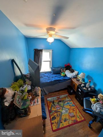 417 N WARMINSTER RD, Hatboro, PA 19040