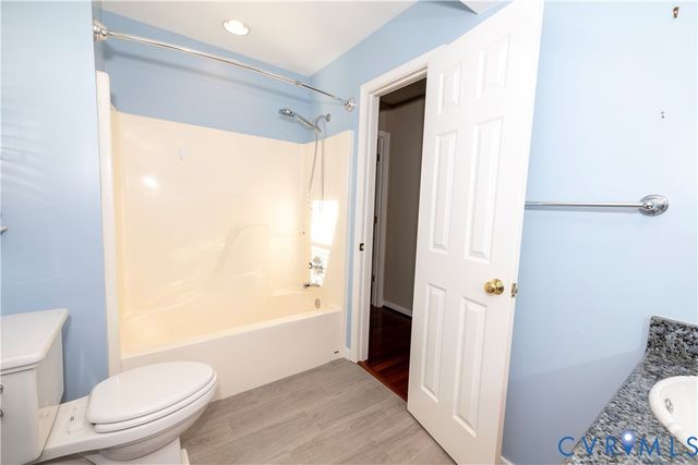 6056 Green Haven Dr, Mechanicsville, VA 23111