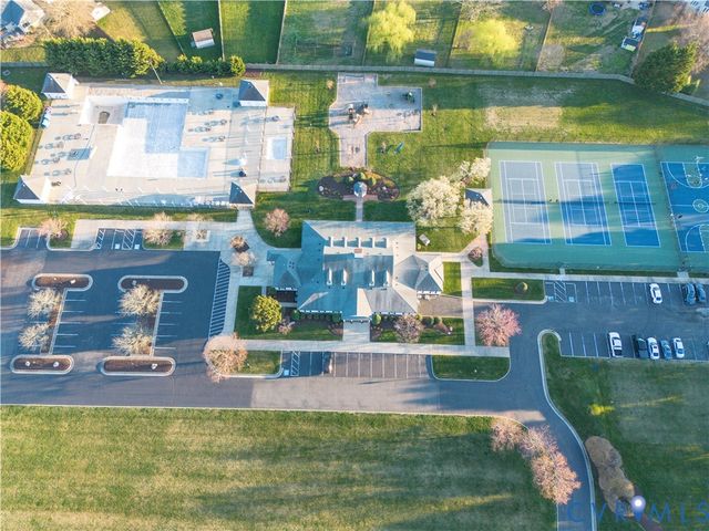 6056 Green Haven Dr, Mechanicsville, VA 23111