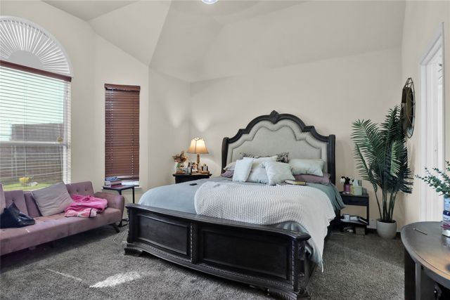 4951 Eyrie Court, Grand Prairie, TX 75052