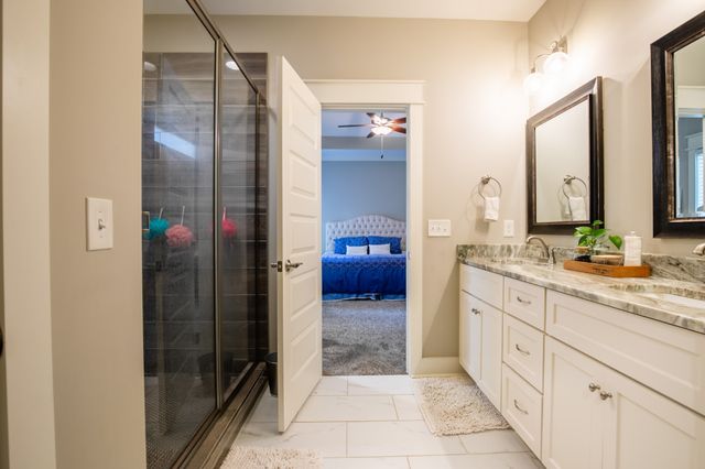 5322 Honeybee Dr, Murfreesboro, TN 37129