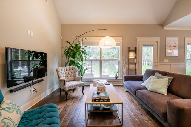 5322 Honeybee Dr, Murfreesboro, TN 37129