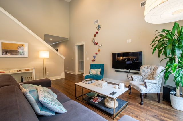 5322 Honeybee Dr, Murfreesboro, TN 37129