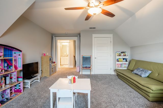 5322 Honeybee Dr, Murfreesboro, TN 37129