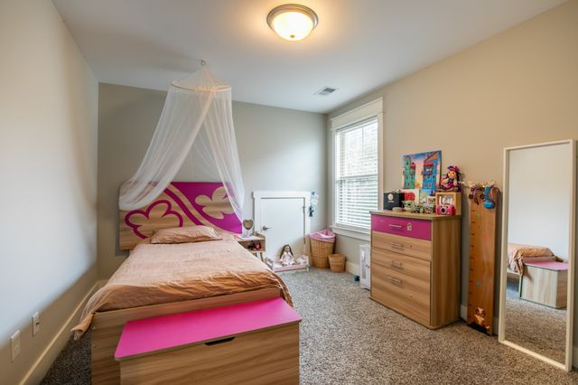 5322 Honeybee Dr, Murfreesboro, TN 37129