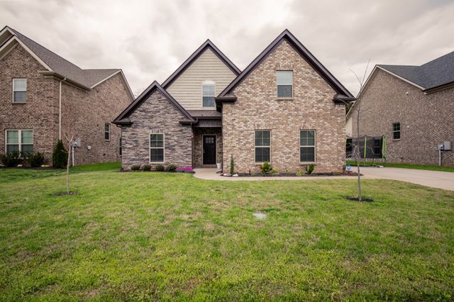 5322 Honeybee Dr, Murfreesboro, TN 37129