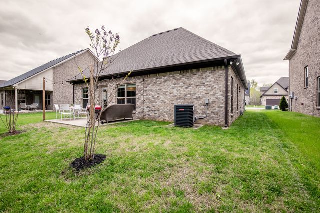 5322 Honeybee Dr, Murfreesboro, TN 37129