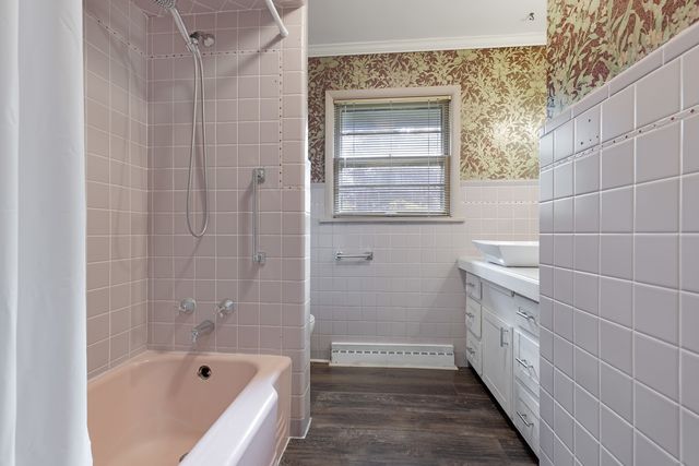 1303 Roncevalles Avenue, Rockford, IL 61107