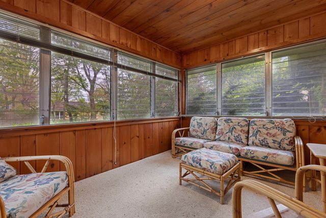 1303 Roncevalles Avenue, Rockford, IL 61107