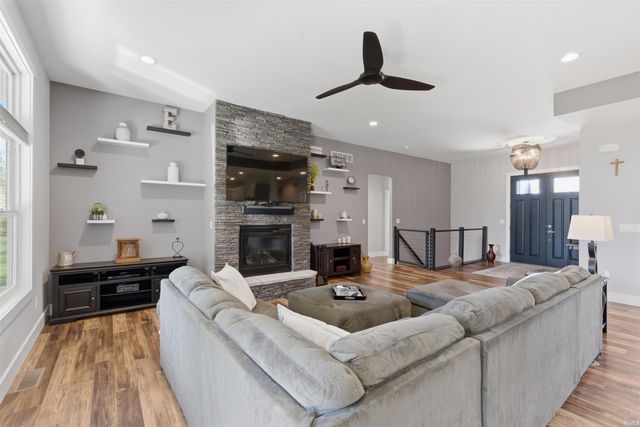 12044 Secluded Trail, Granger, IN 46530