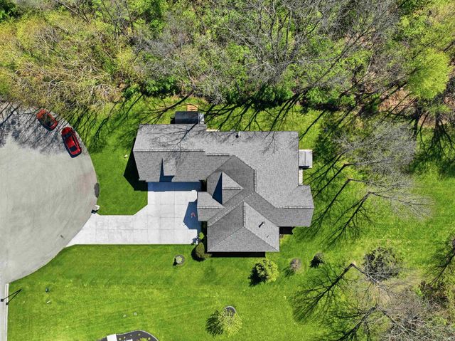 12044 Secluded Trail, Granger, IN 46530