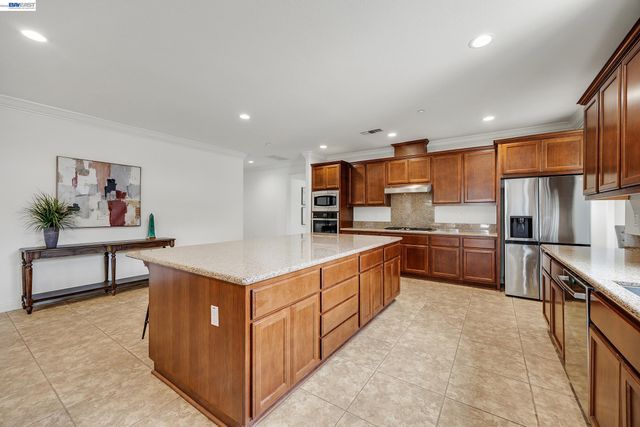 389 Havasu Ct, Brentwood, CA 94513
