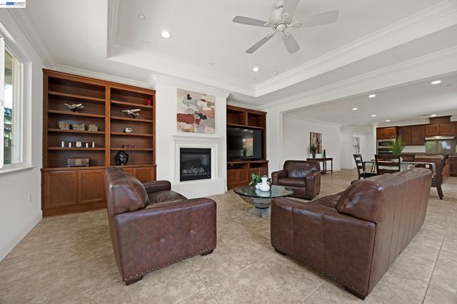 389 Havasu Ct, Brentwood, CA 94513
